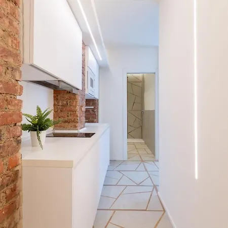 Διαμέρισμα Nd4 -loreto - Duomo- Minimal House